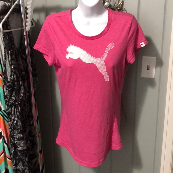 Puma Tops - Puma pink tee size small